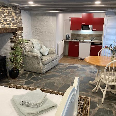Plymouth Inn Окхемптон Экстерьер фото
